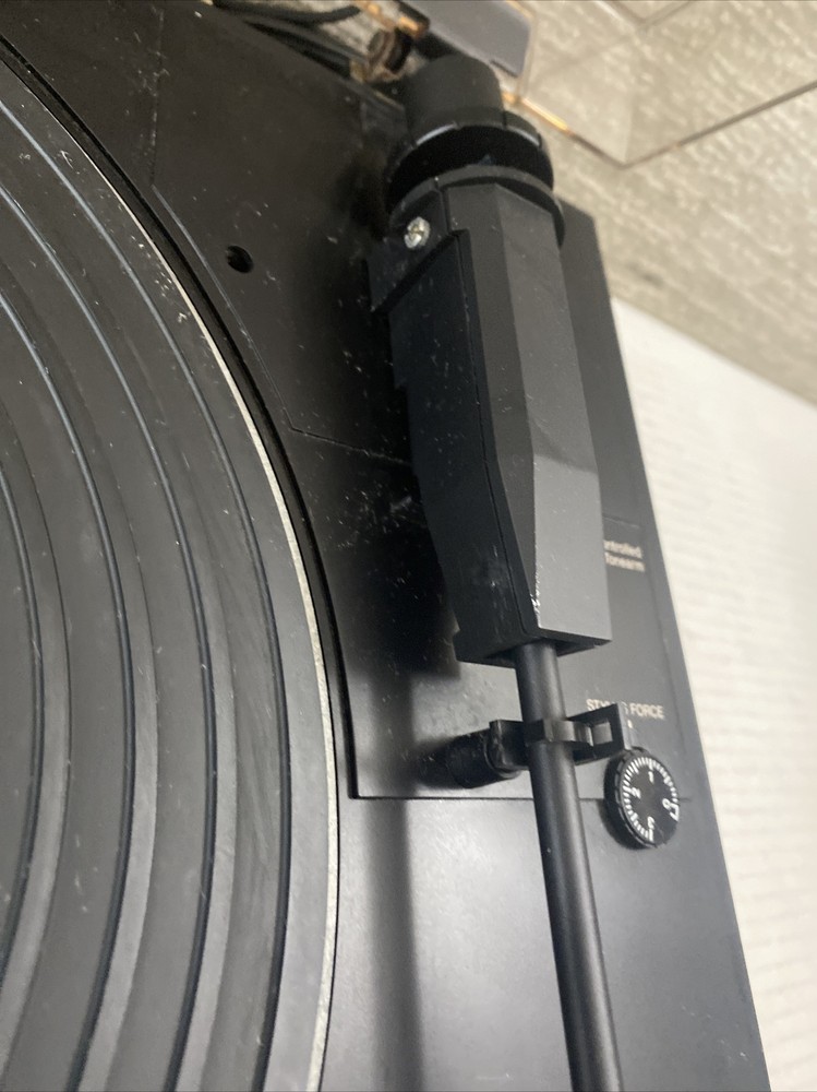 DENON Quartz DP-23F Micro Processor Controlled Fully Automatic Turntable WORKS!