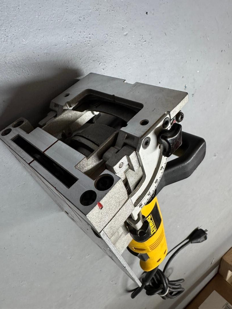 Dewalt DW682 Plate Joiner