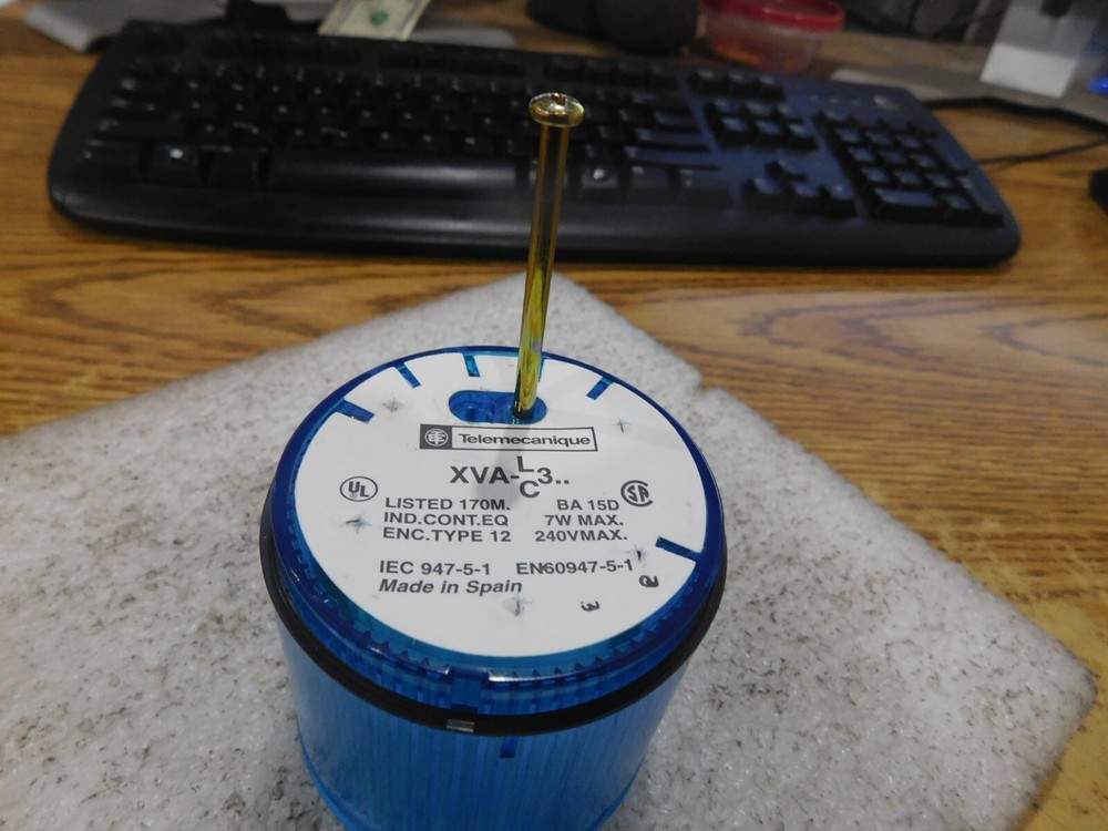 Telemecanique: XVA-LC3 Blue Indicator Stack Light with Bulb