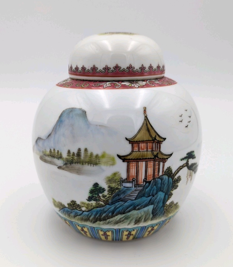 Chinese Jingdezhen Hand Painted Porcelain Ginger Jar Pagoda 6"