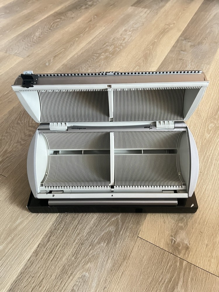 Discgear Selector 100 - CD Disc Retrieval System w/ Index Catalog