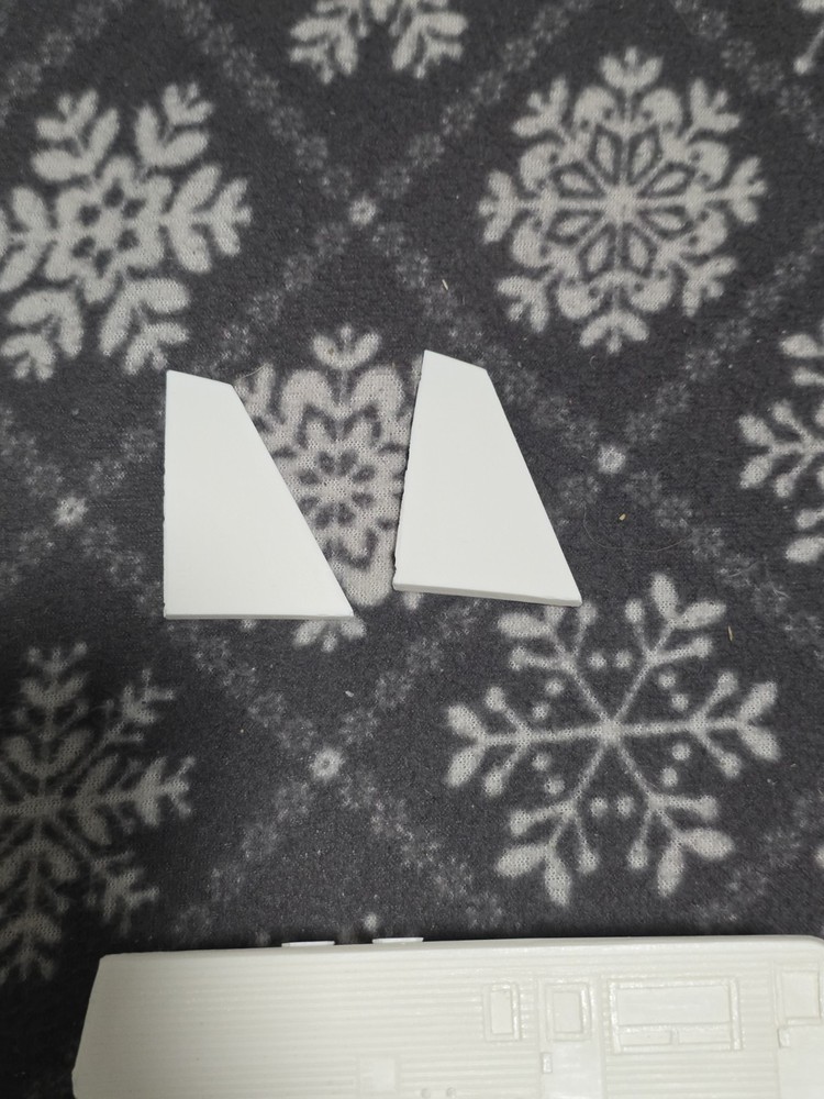 Larson Designs SpaceBalls Eagle 5 Resin Model 2000