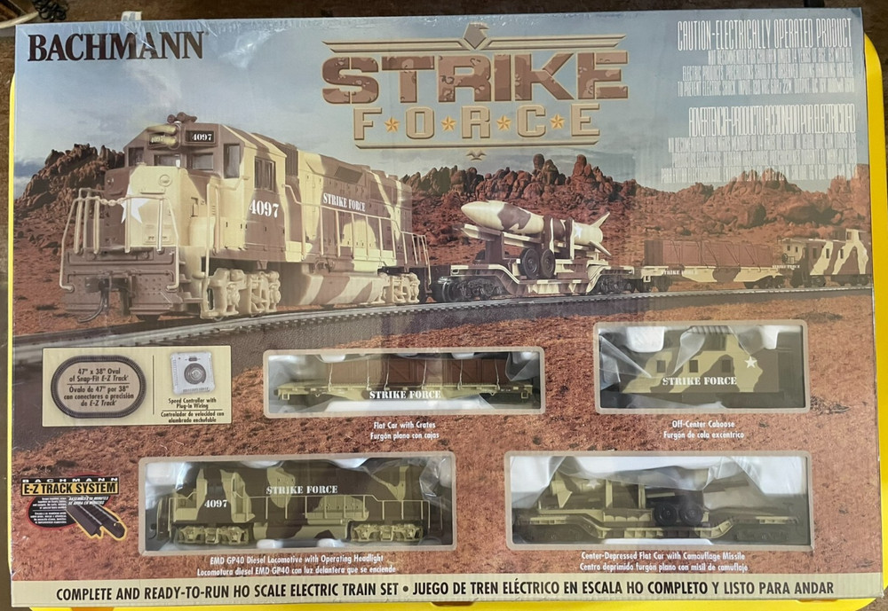 BACHMANN HO #00752 - Strike Force - Military Train Set