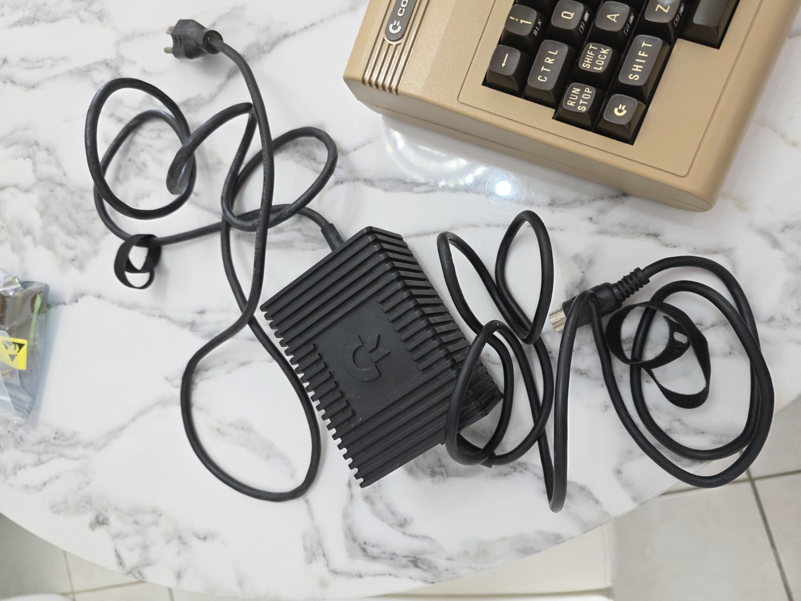 Commodore 64 Vintage Computer With Power Supply - Powers On *Please Read Desc.*