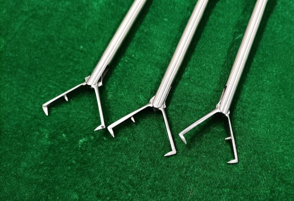 3pc Laparoscopic Tenaculum Forceps 12mmx460mm Double Action Reusable Instruments