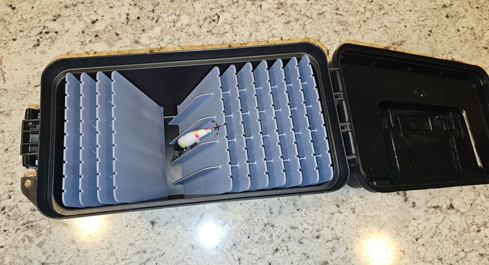 Crankbait and spoon tackle box "Bandit Keeper"