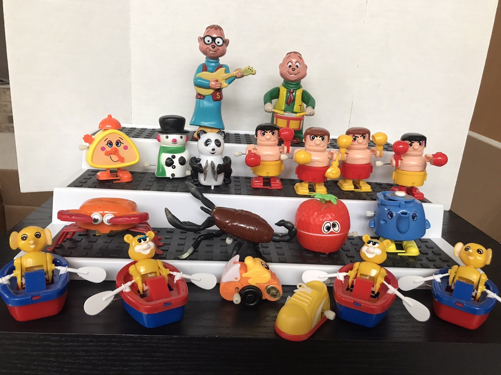 VINTAGE WIND UP TOYS HONG KONG LOT 19 BOXERS BOAT THEODORE SIMON PANDA CLOCK