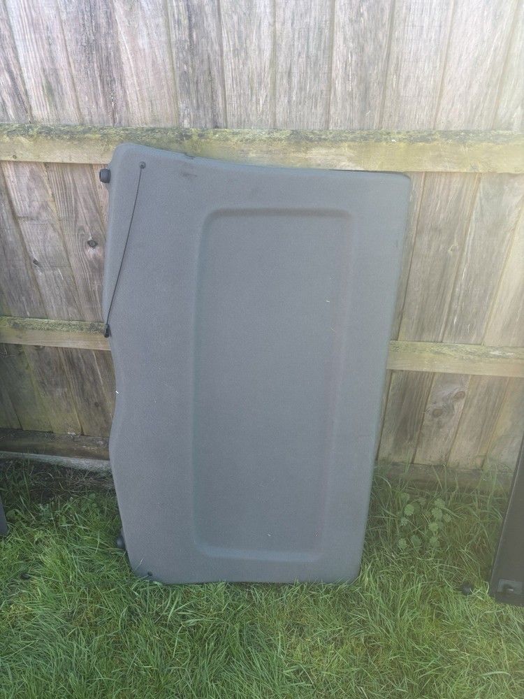 2005-2011 FORD FOCUS MK2 PARCEL / SHELF LOAD COVER