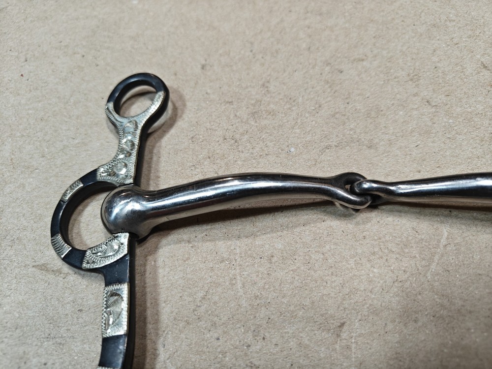 AJ Tack Argentine Snaffle Bit with Engraved Cheeks, 5-1/2” 🇺🇲