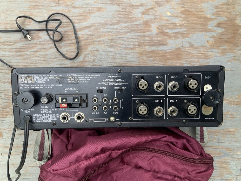 Realistic MPA-90, 100 Watt Solid State P.A. Amplifier Black 5 Channel Mic Inputs