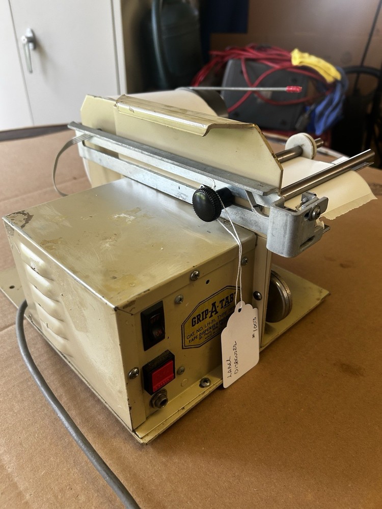Label Dispenser Machine