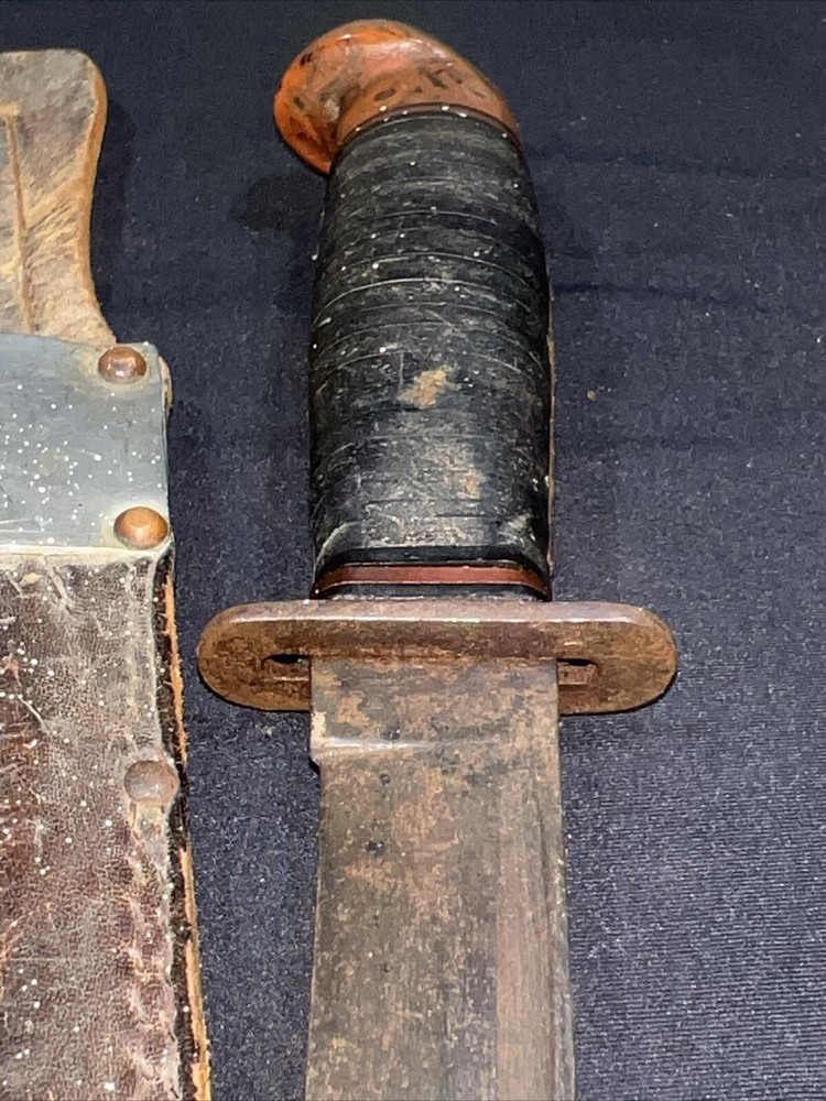 US WW2 Western L77 Fighting Knife w/ Sheath