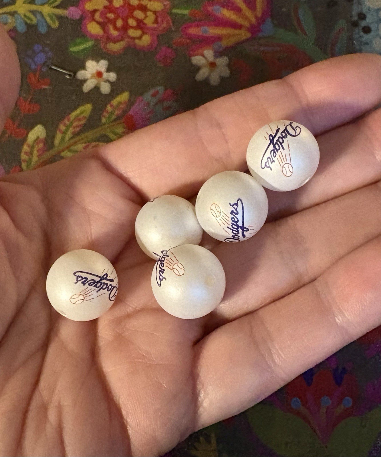 5 Piece LOS ANGELES BASEBALL Team Acrylic Focal Beads 16mm NEW Sports Style 2