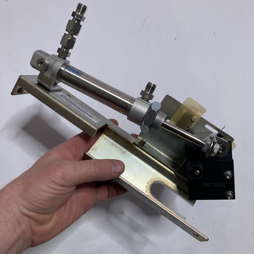 Applied Materials E11679730