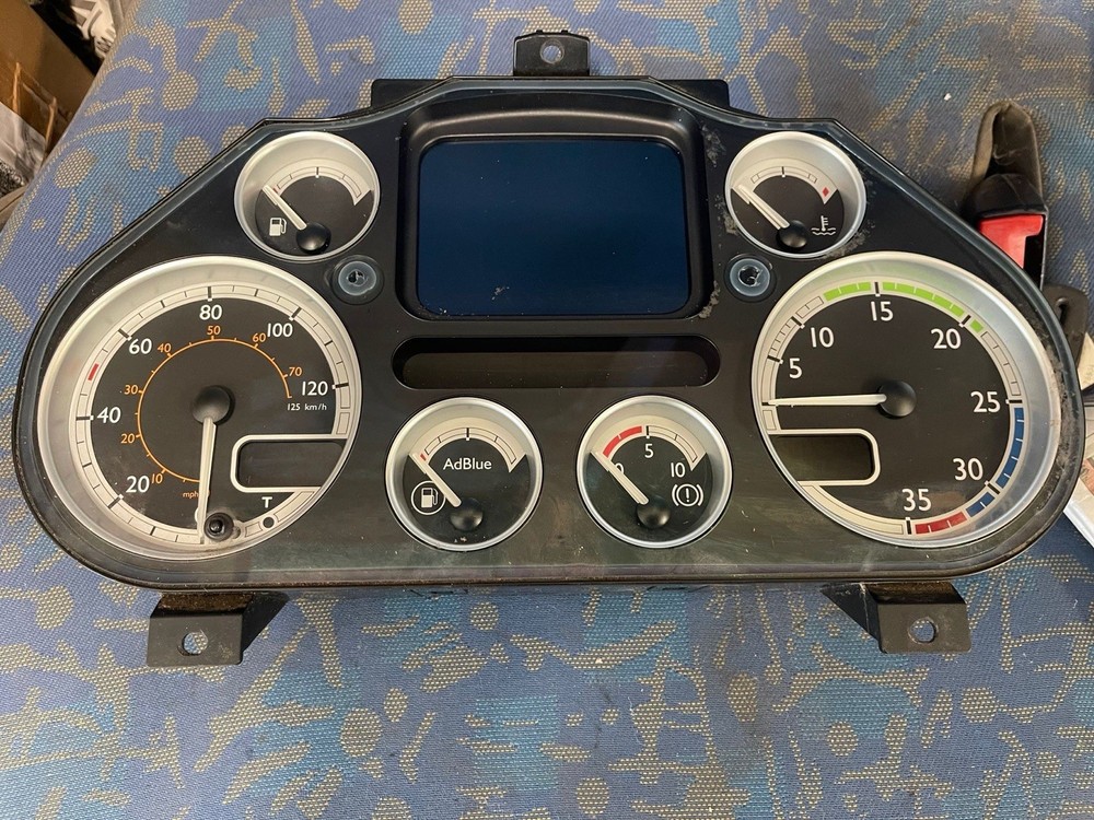 Daf Dash Board - Instrument panel Adblue