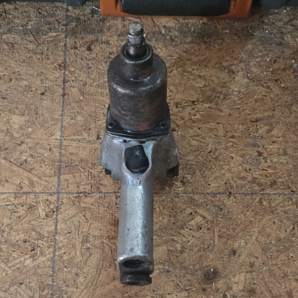Mac Tools Pneumatic Impact Wrench