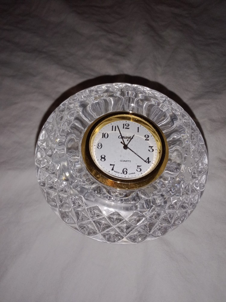 Glass Crystal Quartz Desk Clock