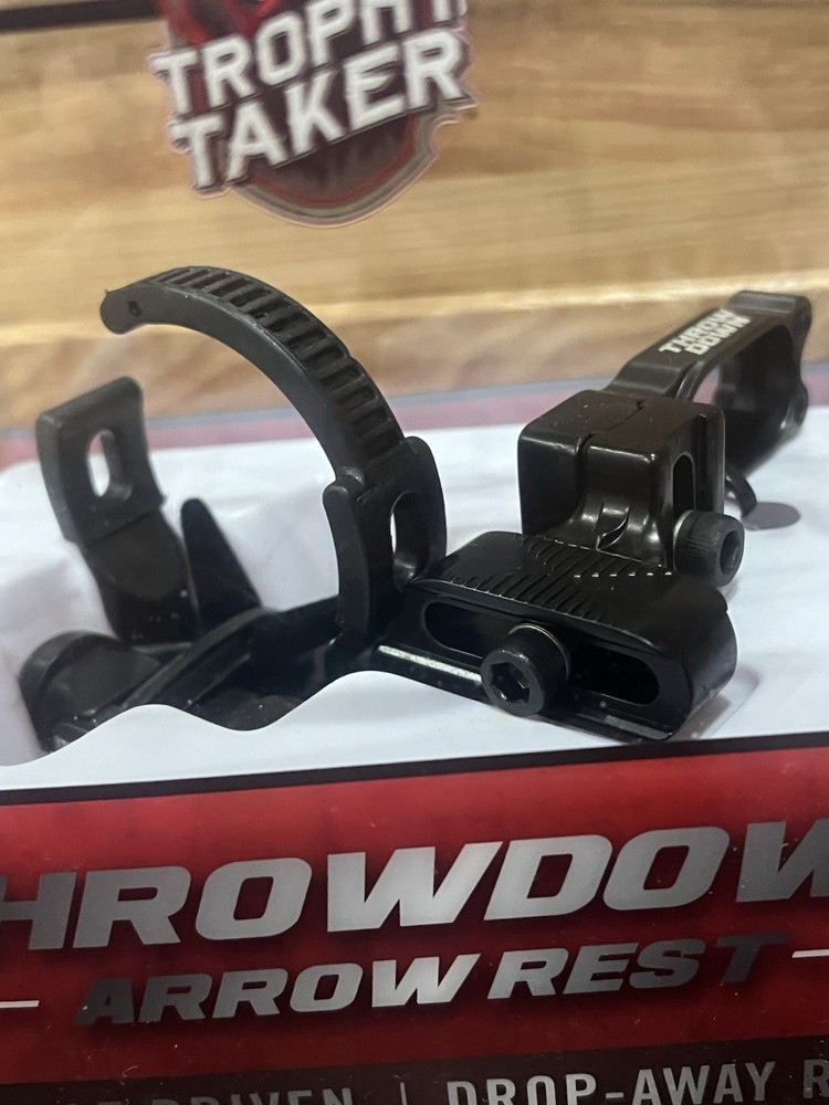 Trophy Taker T3402 Throwdown Arrow Rest - Cable Driven - Drop-Away Rest - 00063
