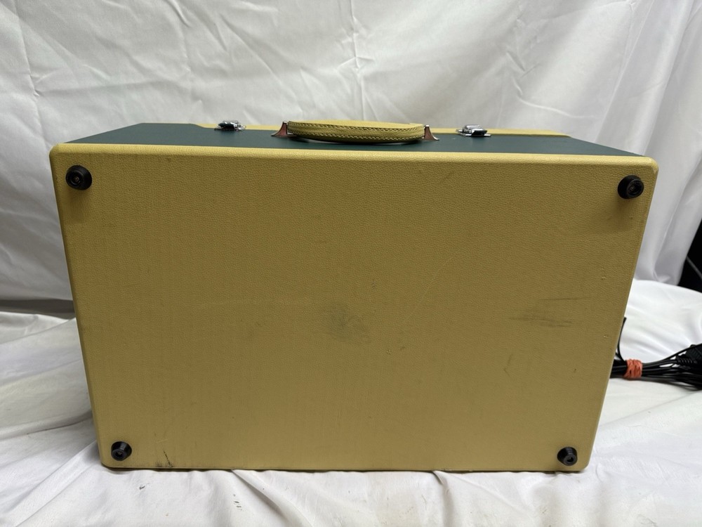 Pyle Bluetooth Vintage Classic Style Turntable Speaker System Record Player