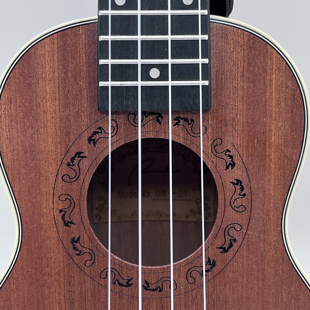 Ranch Soprano Ukulele UK-21