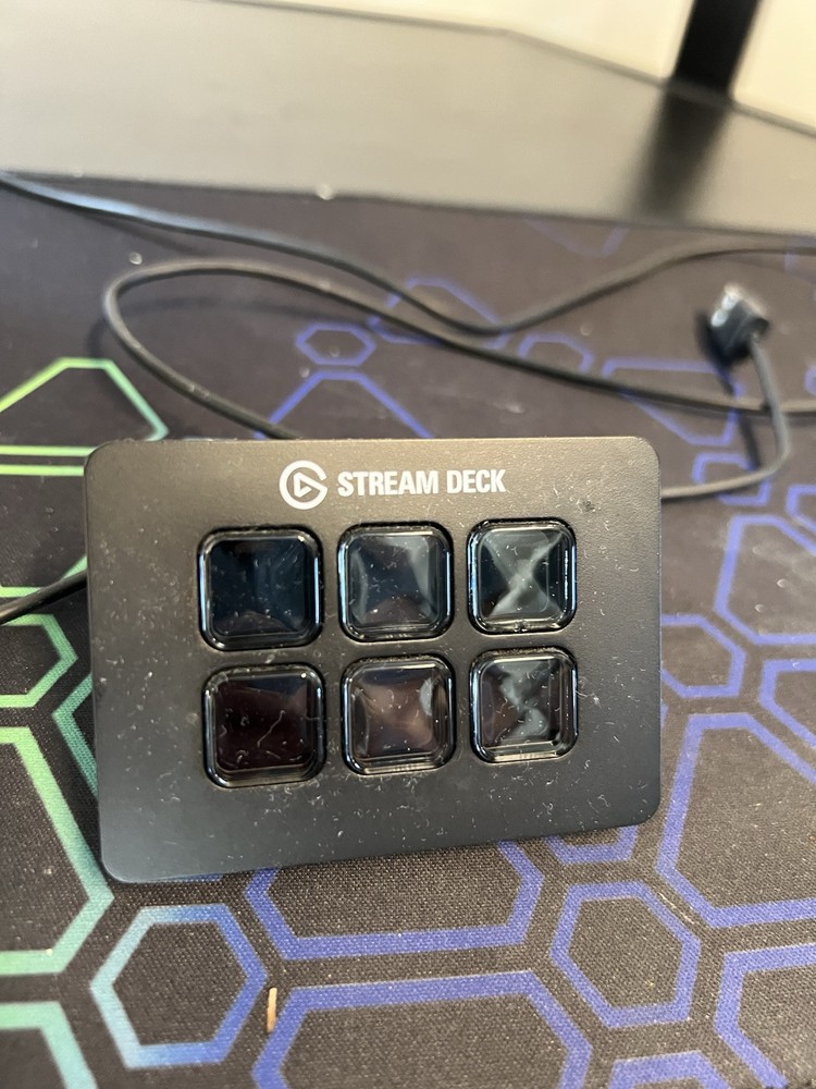 Elgato Stream Deck Mini | Live Application Controller with 6 Keys, Black