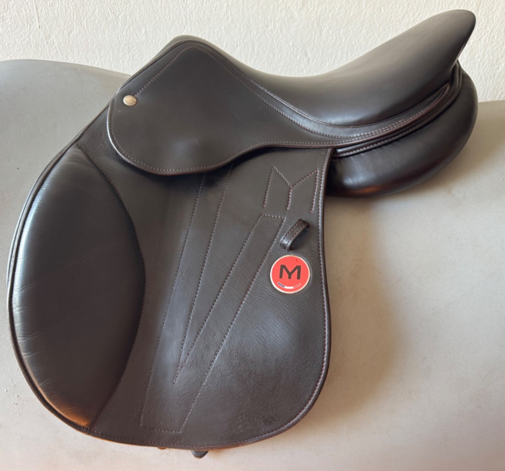 16" Meyer Zephyr Saddle - 2019 - WIDE - Mint!