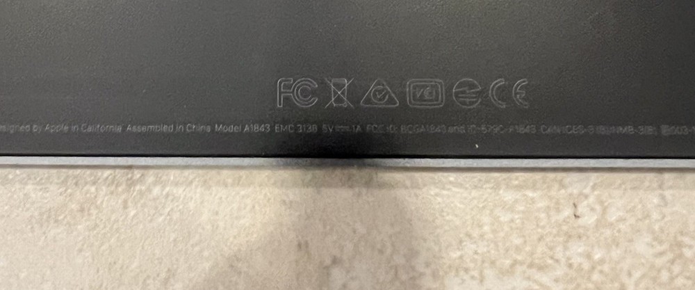 Apple A1843 Wireless Bluetooth Magic Keyboard With Numeric Keypad BLACK !