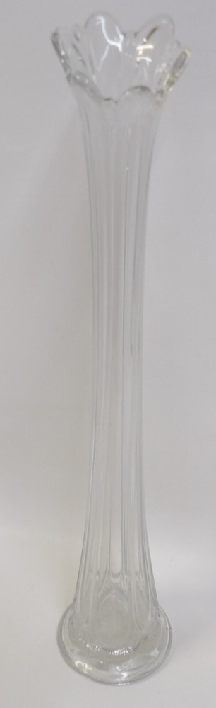 Stunning Galloway US Pattern Glass 20" Vase