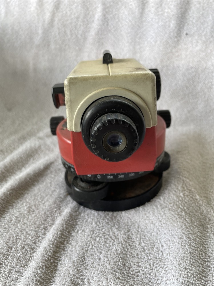 Leica basic level red/ white (D2)