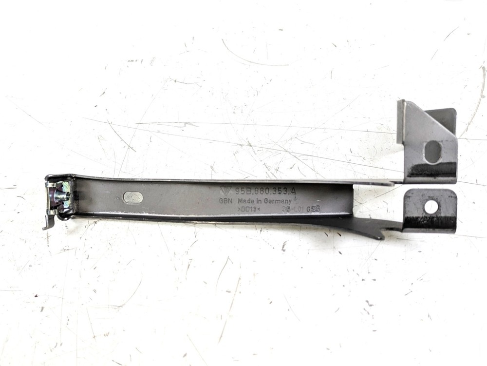 Porsche Macan 95B Mounting Bracket Hardware 95B880353