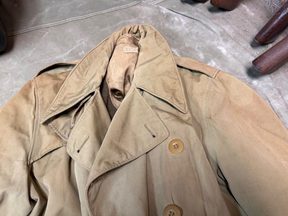 ORIGINAL WWII US ARMY OFFICER WINTER COAT JACKET W/ LINER-SIZE LARGE