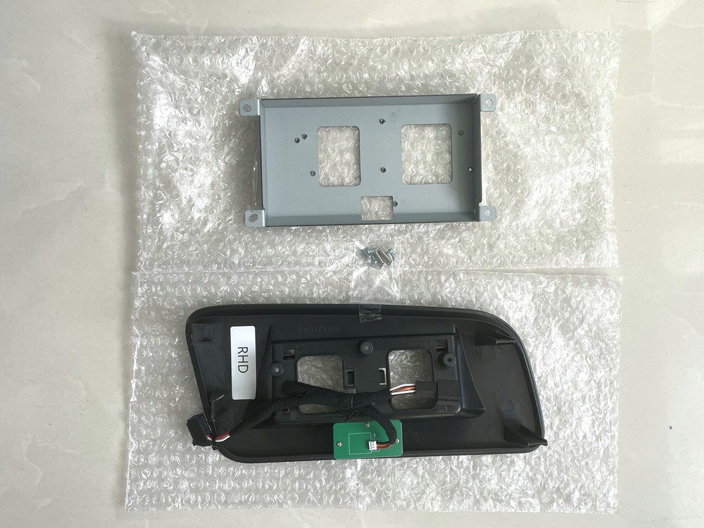 Ugode Plastic Frame Base Stand Bracket for Audi Q5 Android Screen For RHD