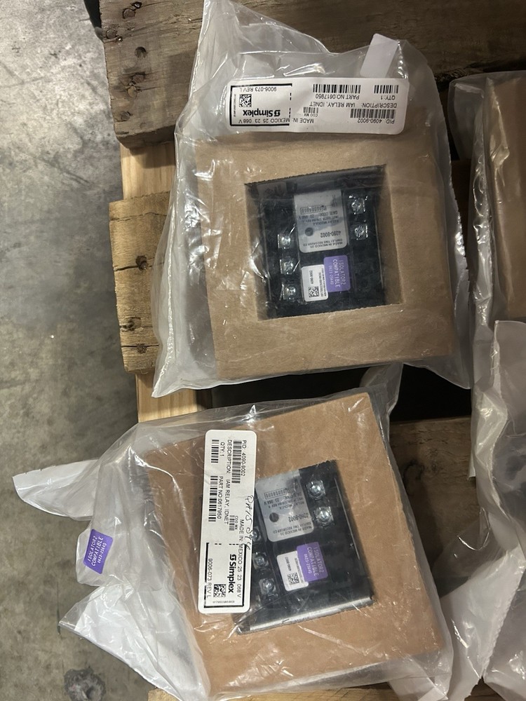 Simplex 4090-9002 - Same Day Shipping (SEALED)