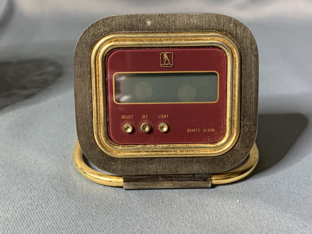 Tabletop Travel Clocks