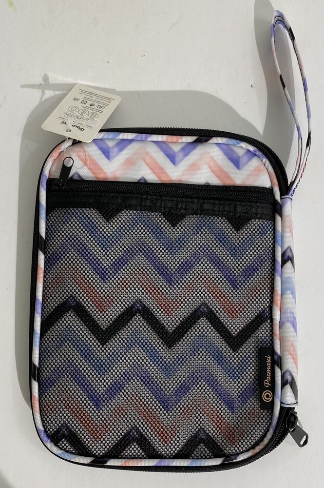 PACMAXI Tech Watch Band Case Holds 10 NWT. Multicolored Zigzag Pattern