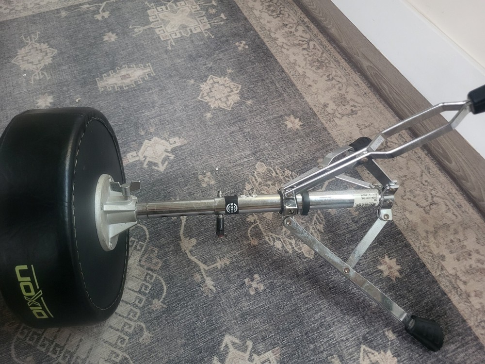 708 Dixon Light Double Braced Throne