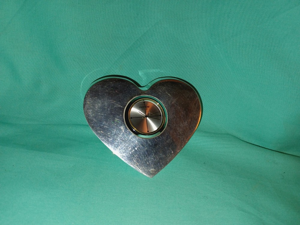 Nambe heart-shaped "Studio" clock