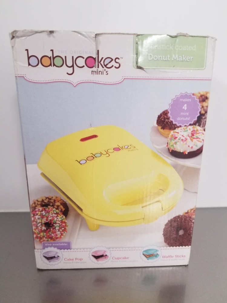 Baby Cakes Mini Doughnut Maker. Makes 4 Mini Doughnuts