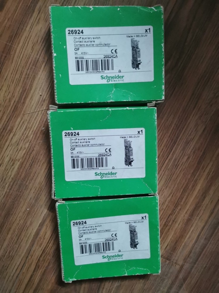 1PCS NEW 26924 auxiliary contact