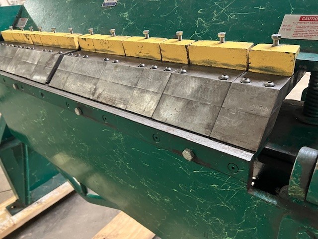 NATIONAL Box & Pan Brake - Model U4812