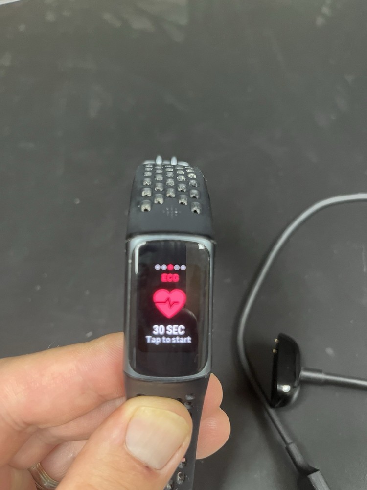 Fitbit with Charger Tested and Working Black