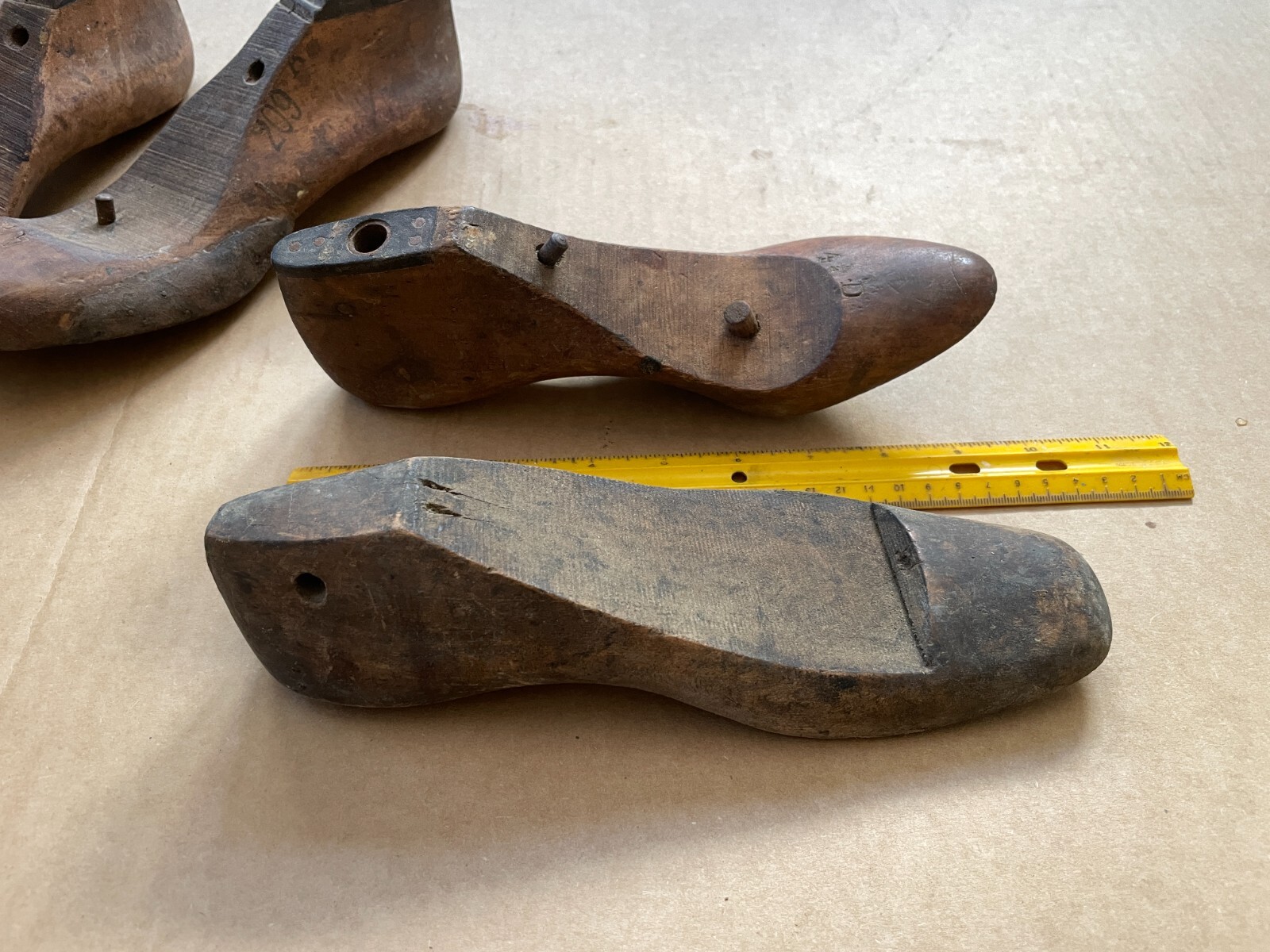 OUTSTANDING Lot of (7) Antique Wood Adult SHOE LASTS Forms Cobbler Molds
