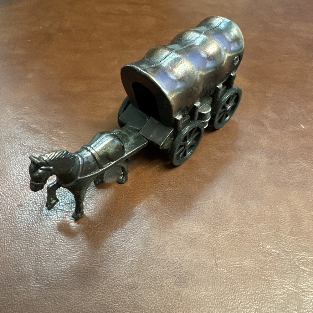 COVERED WAGON & HORSE PENCIL SHARPNER
