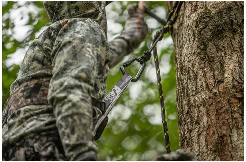 Comfortable Hawk Helium Hammock - Packable Hunting Tree Saddle with Accessories