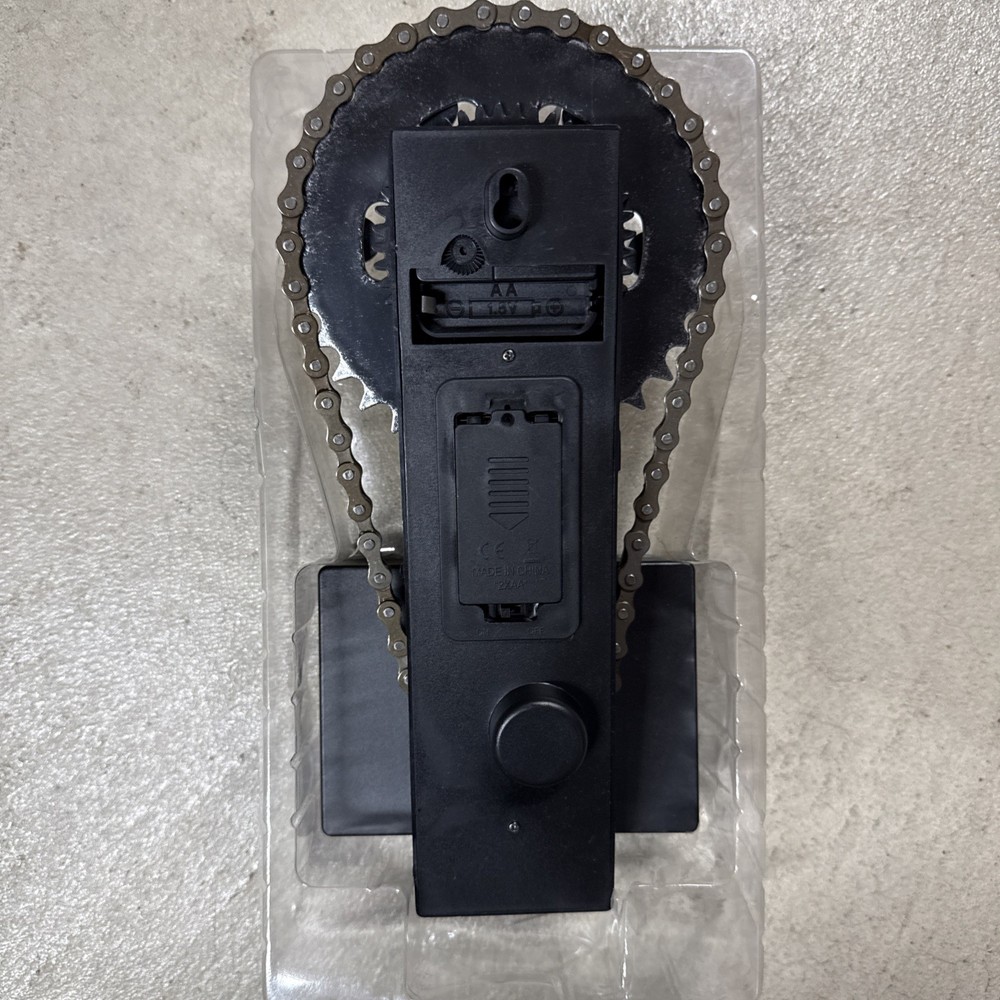 Chain Clock New In Box Battery
