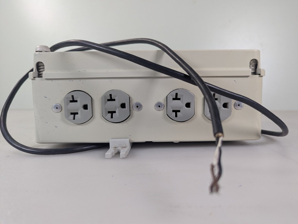 MLC-8X Master Lighting Controller 120/240 Volt 50 Amp