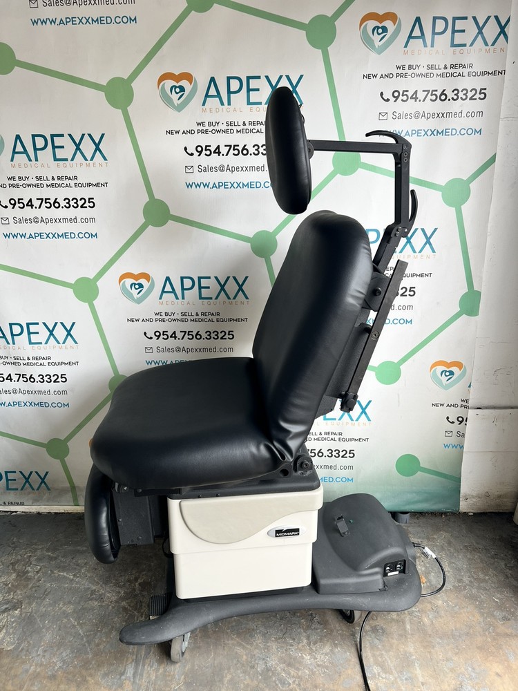 Midmark 630 Procedure Chair