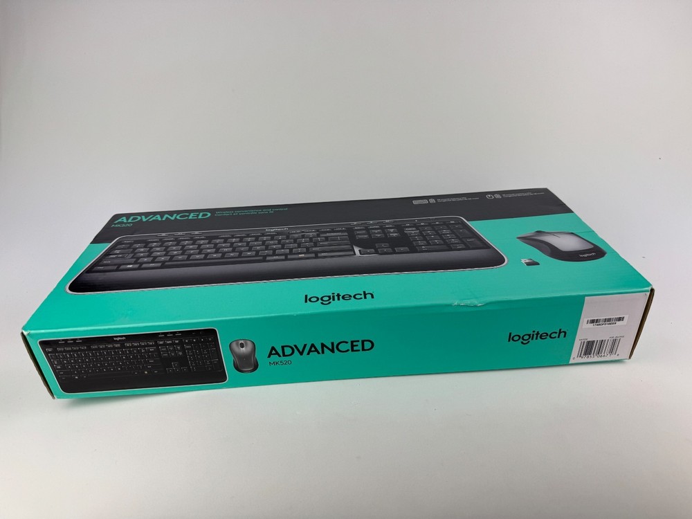 Logitech MK520 Wireless Keyboard & Mouse Combo PC MAC Secure 2.4GHz Connectivity
