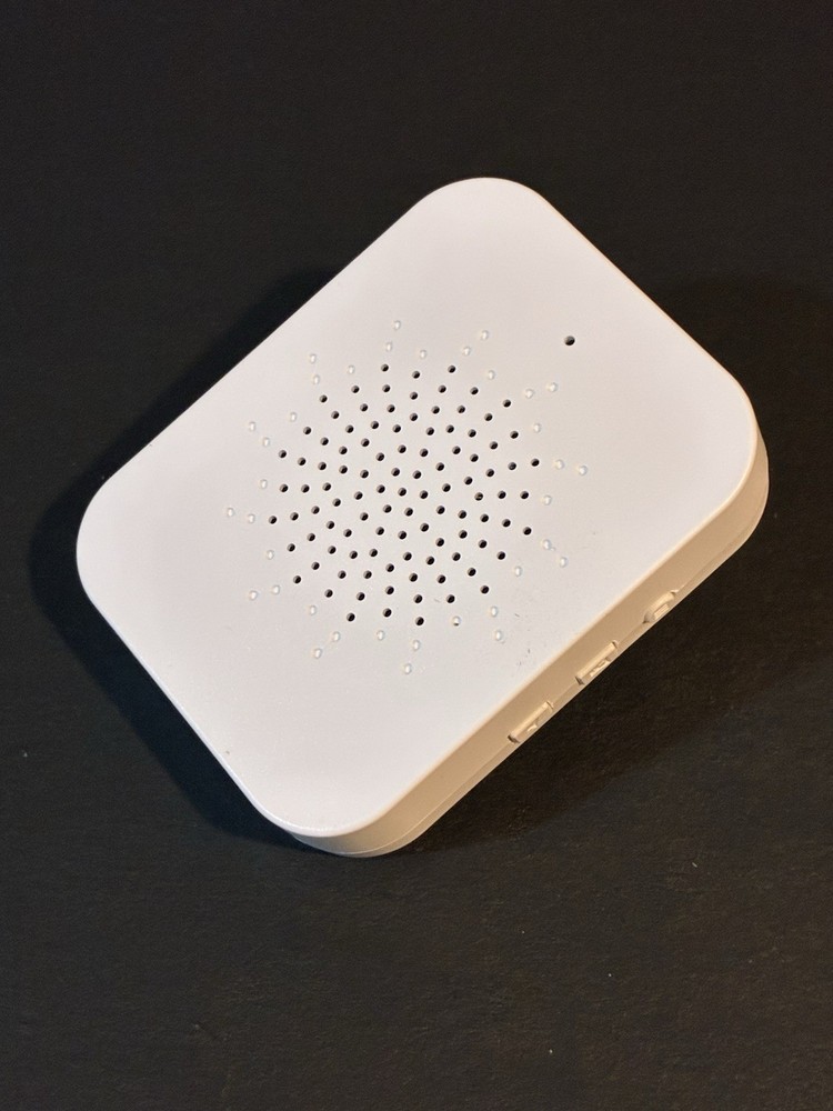 X9 - Visualizable Smart Doorbell - White Camera NIB - Never Installed.