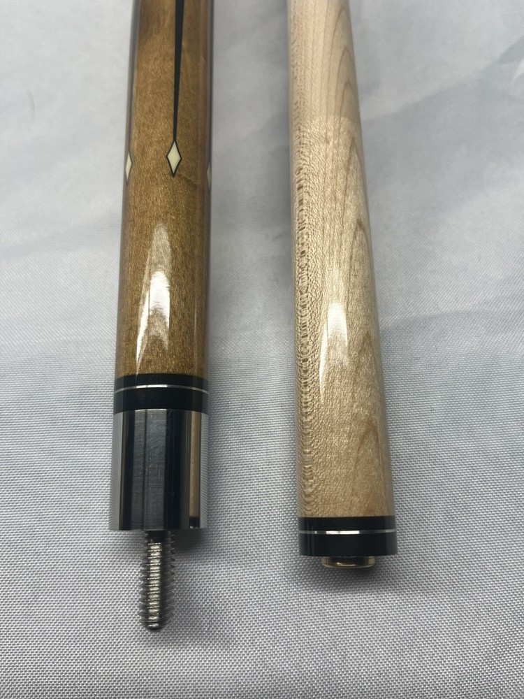 Kiaser Pool Cue Maple Shaft 2 Piece Playing Stick K245D